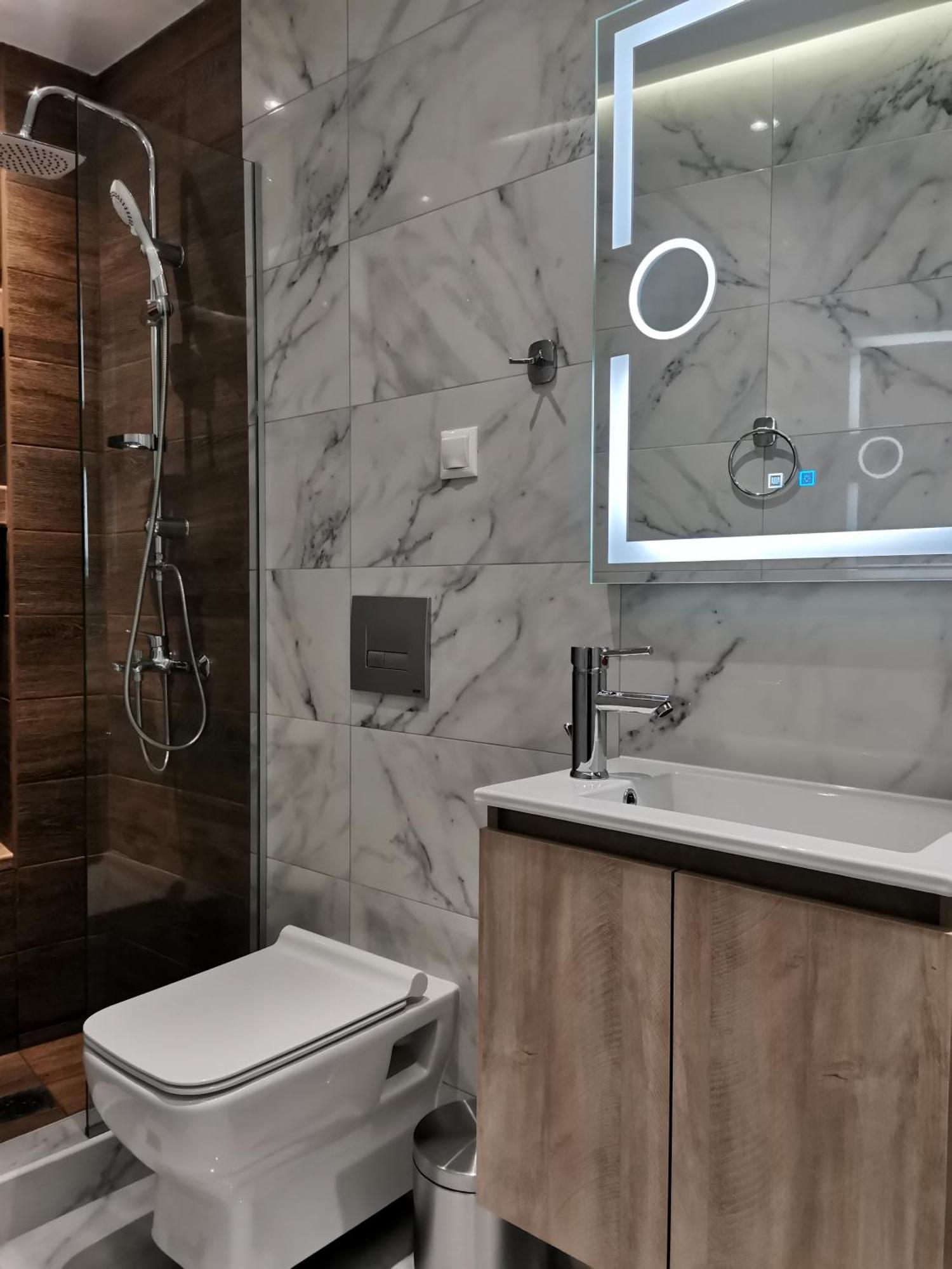 Cityscape Haven - Amazing Old Town Area Apartment